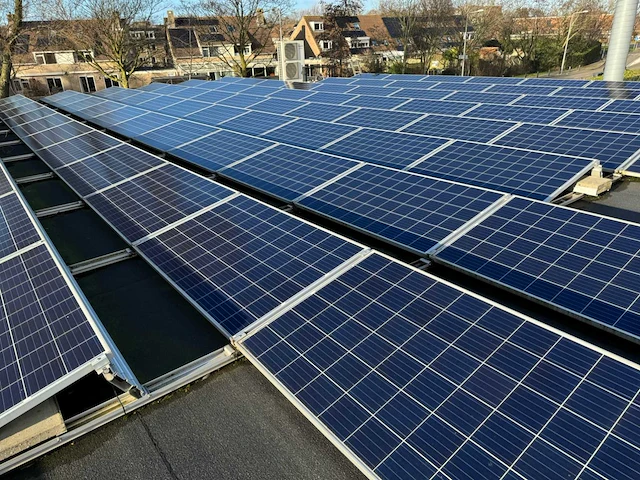 Zonnepaneel installatie (69300wp) - afbeelding 6 van  37