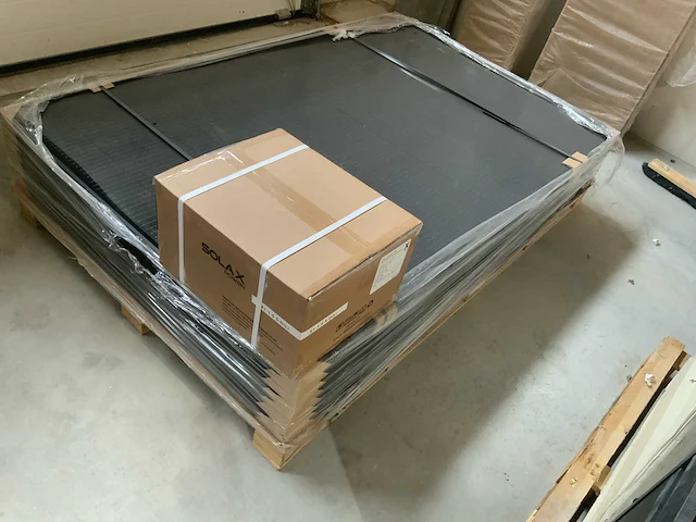 Zonnepaneel set 8 panelen - afbeelding 1 van  4