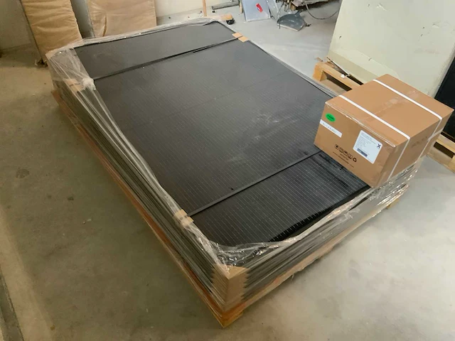 Zonnepaneel set 8 panelen - afbeelding 3 van  4