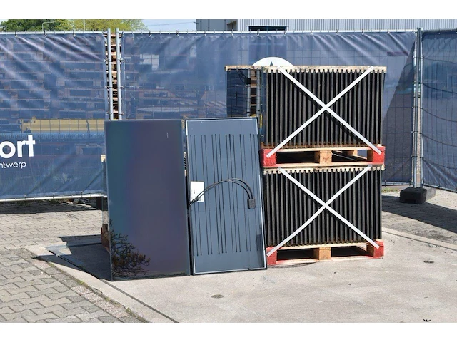 Zonnepanelen abound solar ab1-70b 156 stuks 67.5w - afbeelding 1 van  1