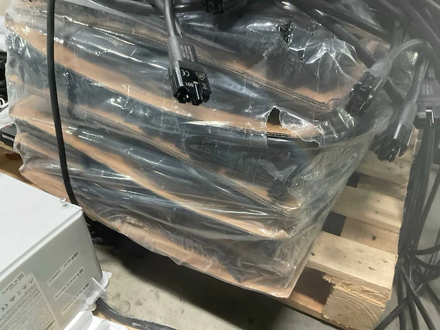 Zonnepanelen installatie materialen - afbeelding 9 van  9