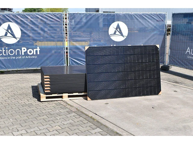 Zonnepanelen ulica full black solar ul-405m-108hv 15 stuks nieuw - afbeelding 1 van  1