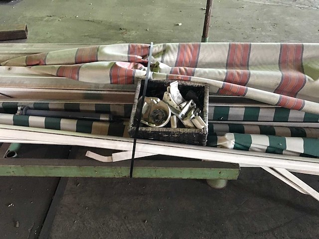 Zonneschermen - afbeelding 4 van  6