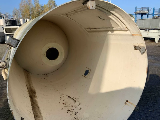 Zout silo rvs tank met schroef - afbeelding 7 van  9