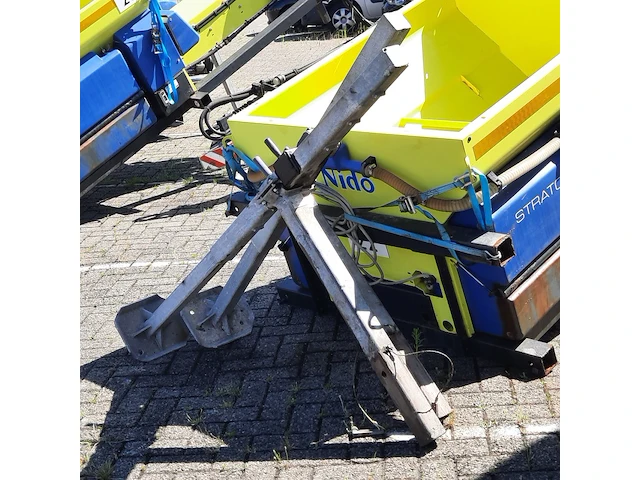 Zoutstrooier, nido, stratos b08l-27 pcln-350, cd-orm-2123, 2012 - afbeelding 10 van  20