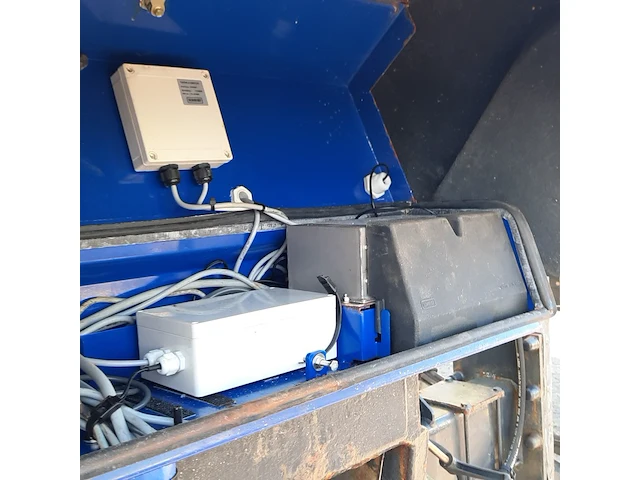 Zoutstrooier, nido, stratos b60c-30 pcln-700 cs, cd-orm-2106, 2012 - afbeelding 11 van  25