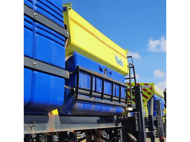 Zoutstrooier, nido, stratos b60c-30 pcln-700 cs, cd-orm-2106, 2012 - afbeelding 20 van  25