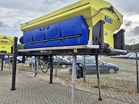 Zoutstrooier, nido, stratos b70-42 pcln-700, cd-orm-2152, 2012