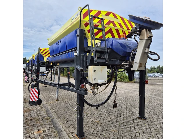 Zoutstrooier, nido, stratos b70-42 pcln-700, cd-orm-2297, 2012 - afbeelding 8 van  12