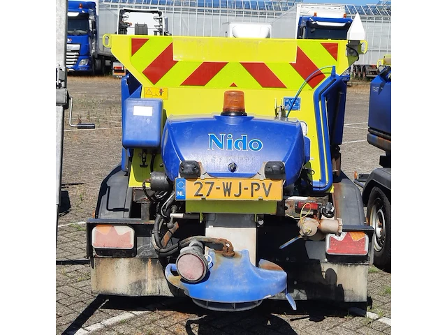 Zoutstrooier op aanhanger, nido, stratos b11l-18 awcln-350, cd-orm-2125, 2012 - afbeelding 8 van  21