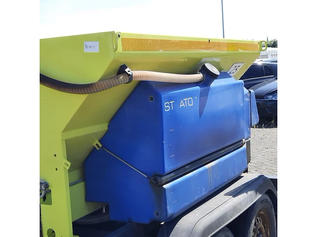 Zoutstrooier op aanhanger, nido, stratos b11l-18 awcln-350, cd-orm-2125, 2012 - afbeelding 17 van  21