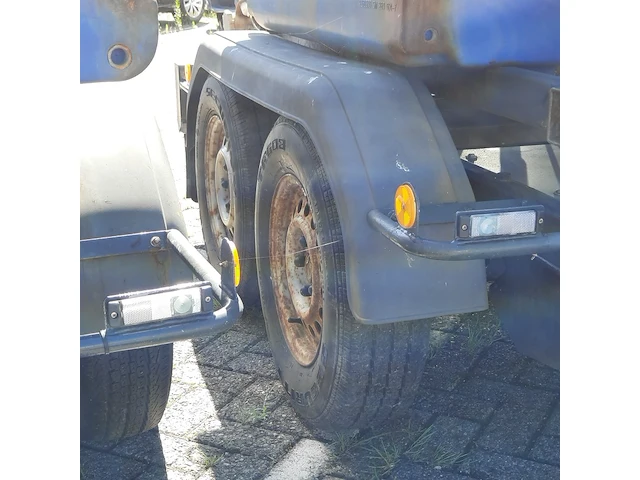 Zoutstrooier op aanhanger, nido, stratos b11l-18 awcln-350, cd-orm-2125, 2012 - afbeelding 19 van  21