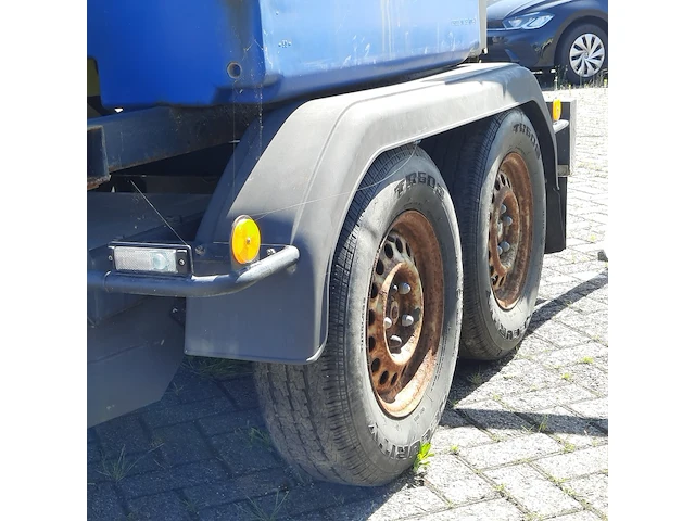 Zoutstrooier op aanhanger, nido, stratos b11l-18 awcln-350, cd-orm-2125, 2012 - afbeelding 20 van  21