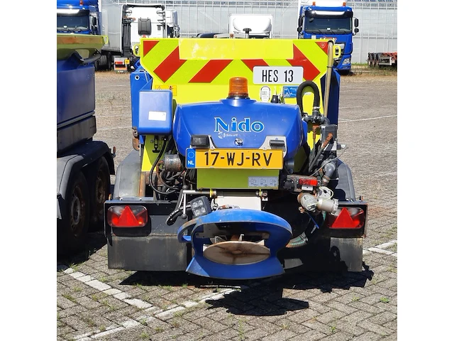 Zoutstrooier op aanhanger nido, stratos b11l-18 awcln-350 cs, cd-orm-2133, bouwjaar 2012 - afbeelding 3 van  27