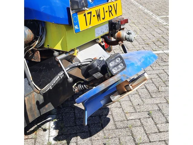 Zoutstrooier op aanhanger nido, stratos b11l-18 awcln-350 cs, cd-orm-2133, bouwjaar 2012 - afbeelding 8 van  27
