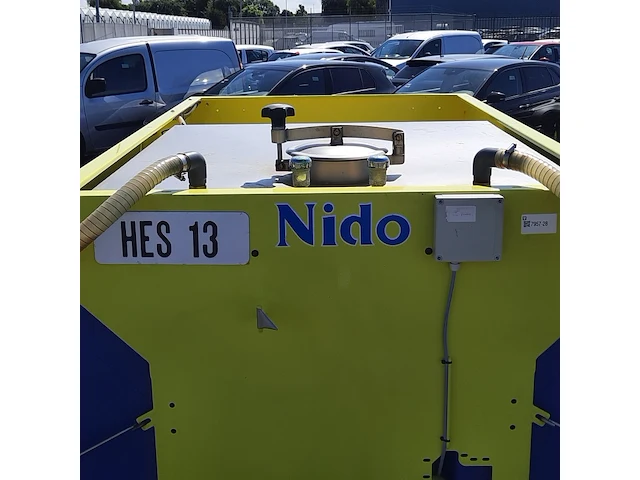 Zoutstrooier op aanhanger nido, stratos b11l-18 awcln-350 cs, cd-orm-2133, bouwjaar 2012 - afbeelding 24 van  27