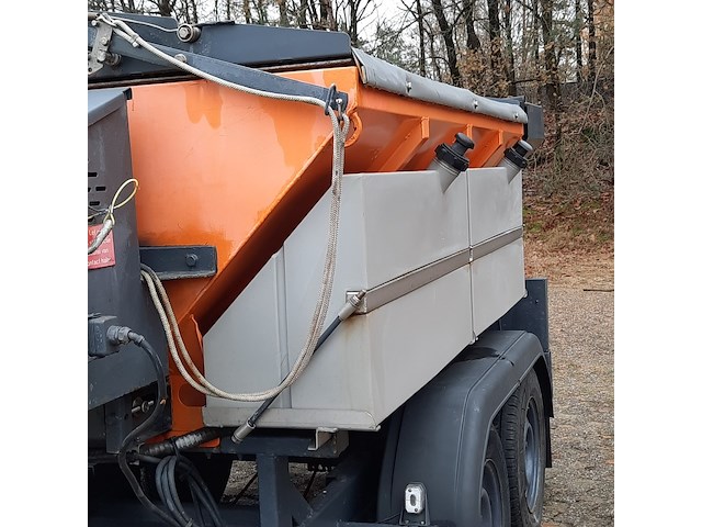 Zoutstrooier op aanhanger, schuitemaker, epoke s2400 ts, cd-orm-4040, 2012 - afbeelding 8 van  18