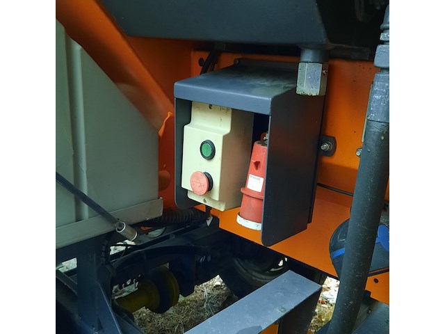 Zoutstrooier op aanhanger, schuitemaker, epoke s2400 ts, cd-orm-4129, 2012 - afbeelding 15 van  18