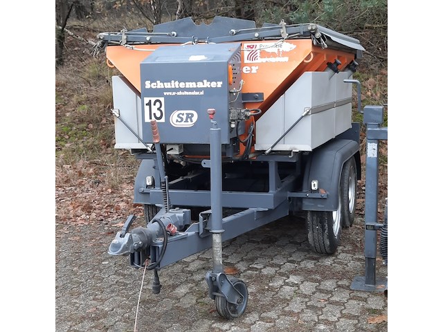 Zoutstrooier op aanhanger, schuitemaker, epoke s2400 ts, cd-orm-4129, 2012 - afbeelding 1 van  18