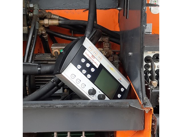 Zoutstrooier op aanhanger , schuitemaker, s2400 ts, cd-orm-4117, 2012 - afbeelding 19 van  19