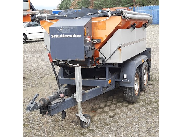 Zoutstrooier op aanhanger , schuitemaker, s2400 ts, cd-orm-4117, 2012 - afbeelding 1 van  19
