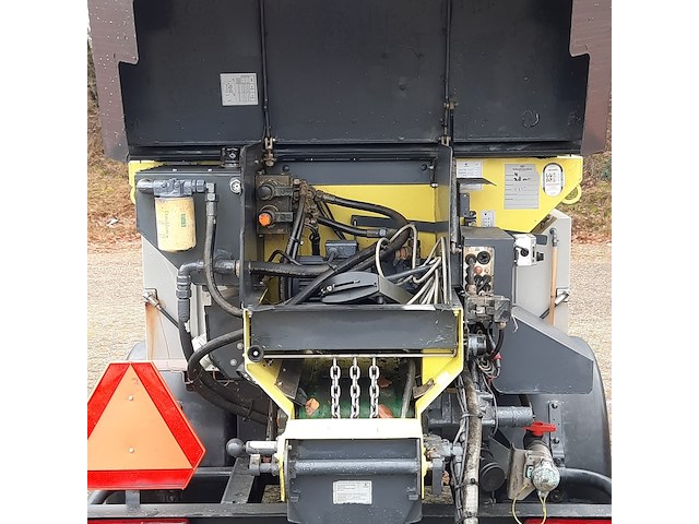 Zoutstrooier op aanhanger, schuitemaker, s2400 tsr epoke igloo s wmig-2400r-1400, cd-orm-2049, 2012 - afbeelding 15 van  19