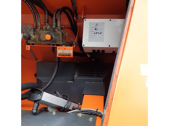 Zoutstrooier op aanhanger, schuitemaker, sw3800 epoke sirius ast 3,5m2, cd-orm-4172, 2011 - afbeelding 16 van  19