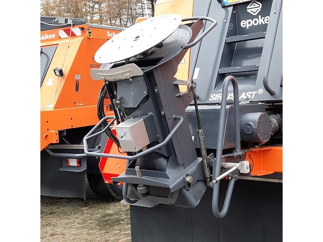 Zoutstrooier op aanhanger, schuitemaker, sw3800 epoke sirius ast 3,5m2, cd-orm-4221, 2011 - afbeelding 12 van  17
