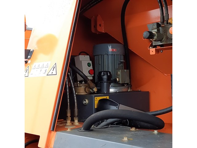 Zoutstrooier op aanhanger, schuitemaker, sw3800 epoke sirius ast 3,5m2, cd-orm-4221, 2011 - afbeelding 13 van  17