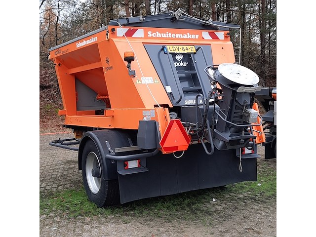 Zoutstrooier op aanhanger, schuitemaker, sw3800 epoke sirius ast 3,5m2, cd-orm-4221, 2011 - afbeelding 9 van  17