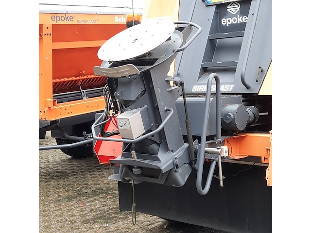 Zoutstrooier op aanhanger , schuitemaker, sw3800 epoke sirius ast 3,5m2, cd-orm-4232, 2011 - afbeelding 11 van  18