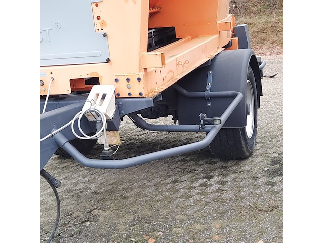 Zoutstrooier op aanhanger , schuitemaker, sw3800 epoke sirius ast 3,5m2, cd-orm-4232, 2011 - afbeelding 8 van  18