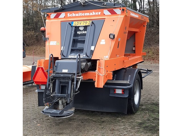 Zoutstrooier op aanhanger, schuitemaker, sw3800 epoke sirius ast 3,5m2, cd-orm-4245, 2011 - afbeelding 11 van  20