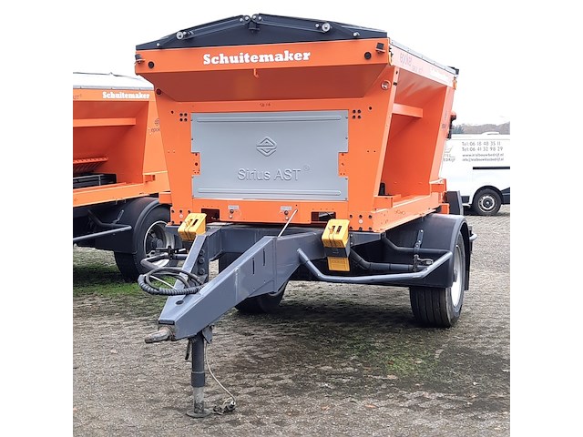 Zoutstrooier op aanhanger, schuitemaker, sw3800 epoke sirius ast 3,5m2, cd-orm-4245, 2011 - afbeelding 1 van  20