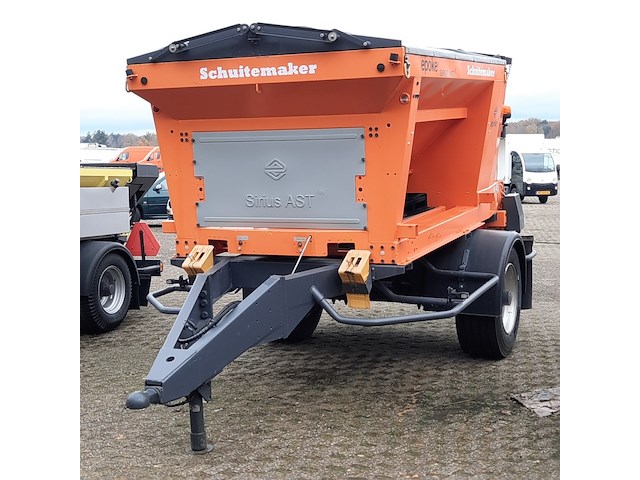 Zoutstrooier op aanhanger , schuitemaker, sw3800 epoke sirius ast 3,5m2, cd-orm-4253, 2011 - afbeelding 1 van  17