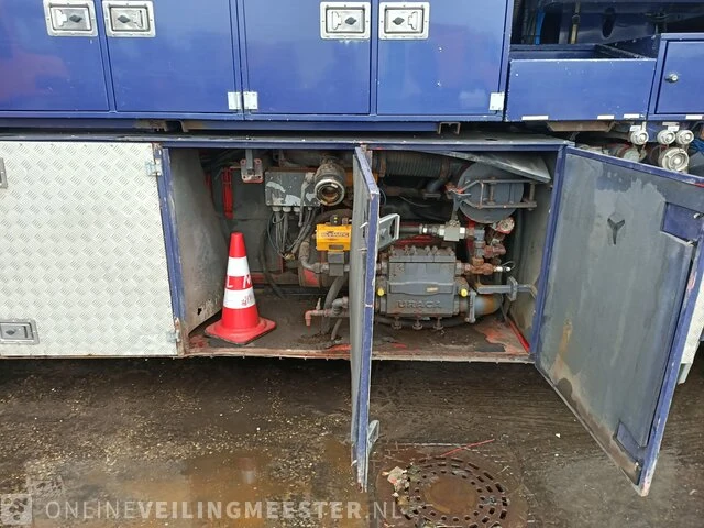 Zuig perscombinaties mercedes-benz, 2005 mercedes benz actros 2544l 6x2, bouwjaar 2005 - afbeelding 40 van  50