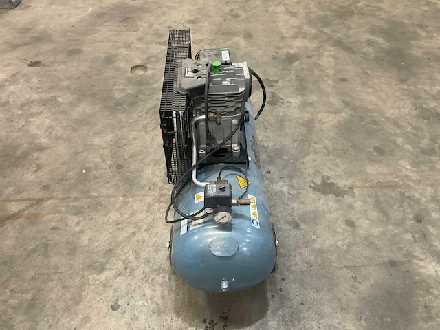 Zuigercompressor - afbeelding 8 van  10