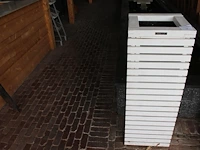 Zuilbloembak hillhout type elan excellent 110. afmeting 40 x 40 x 100 cm. - afbeelding 1 van  4