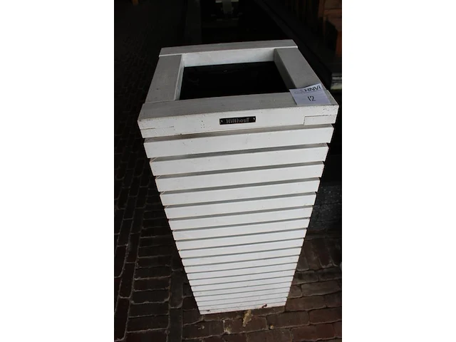 Zuilbloembak hillhout type elan excellent 110. afmeting 40 x 40 x 100 cm. - afbeelding 2 van  4