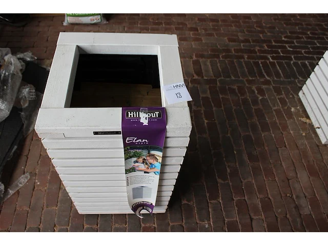 Zuilbloembak hillhout type elan excellent 78. afmeting 40 x 40 x 70 cm. - afbeelding 1 van  3