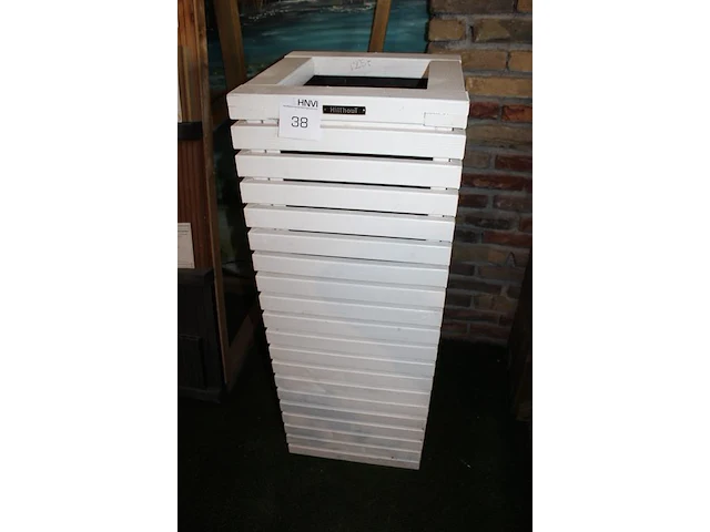 Zuilbloembak hillhout type elan excellent110. afmeting 40 x 40 x 100 cm. - afbeelding 2 van  2