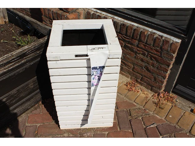 Zuilbloembak hillhout type elan excellent78. afmeting 40 x 40 x 70 cm. - afbeelding 1 van  2