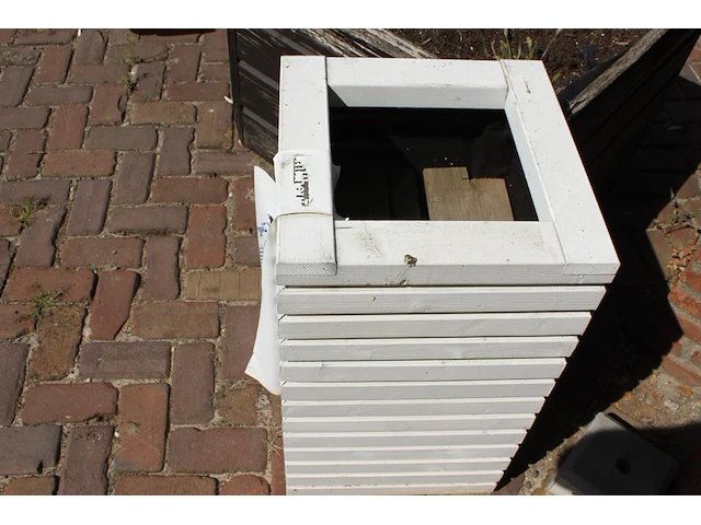 Zuilbloembak hillhout type elan excellent78. afmeting 40 x 40 x 70 cm. - afbeelding 2 van  2