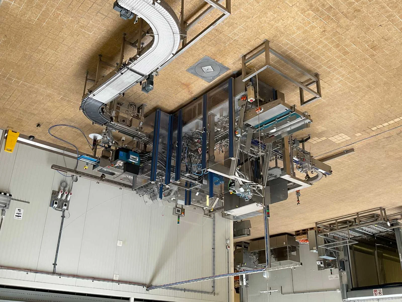 Zuivelverwerkingsmachines kasi food wegens beëindiging productielocatie