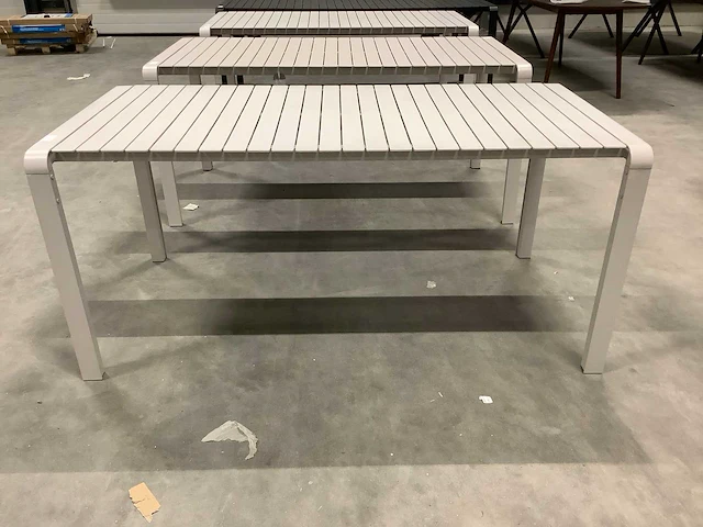 Zuiver - vondel - tuintafel 168x87cm - afbeelding 4 van  5