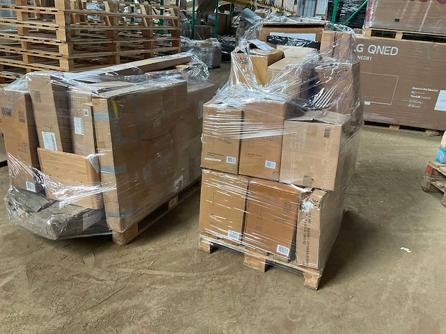 Zuiver & dutchbone pallet retourgoederen (2x) - afbeelding 1 van  16