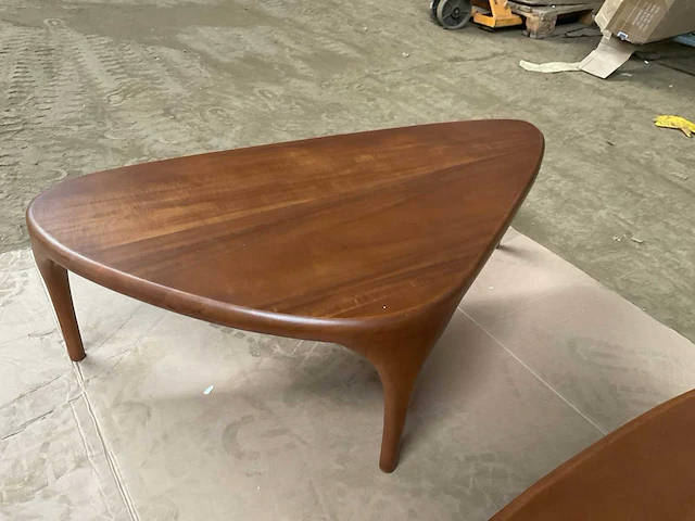 Zuiver isla walnut set van 2 salontafel - afbeelding 3 van  18