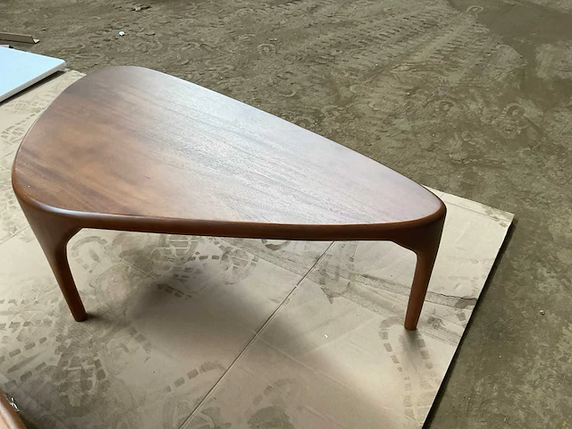 Zuiver isla walnut set van 2 salontafel - afbeelding 4 van  18