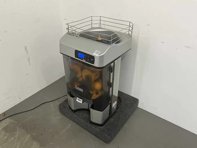 Zumex - versatile pro - selfservice sinaasappelpers - afbeelding 1 van  10
