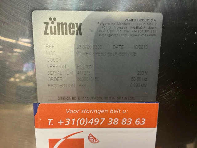 Zumex podium sinaasappelpersmachine - afbeelding 14 van  17